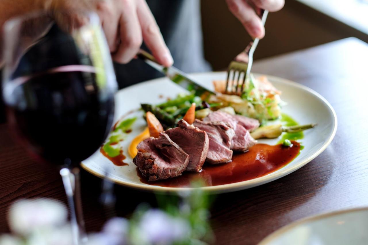 The Bower Inn 브리지워터 외부 사진 A plate of food