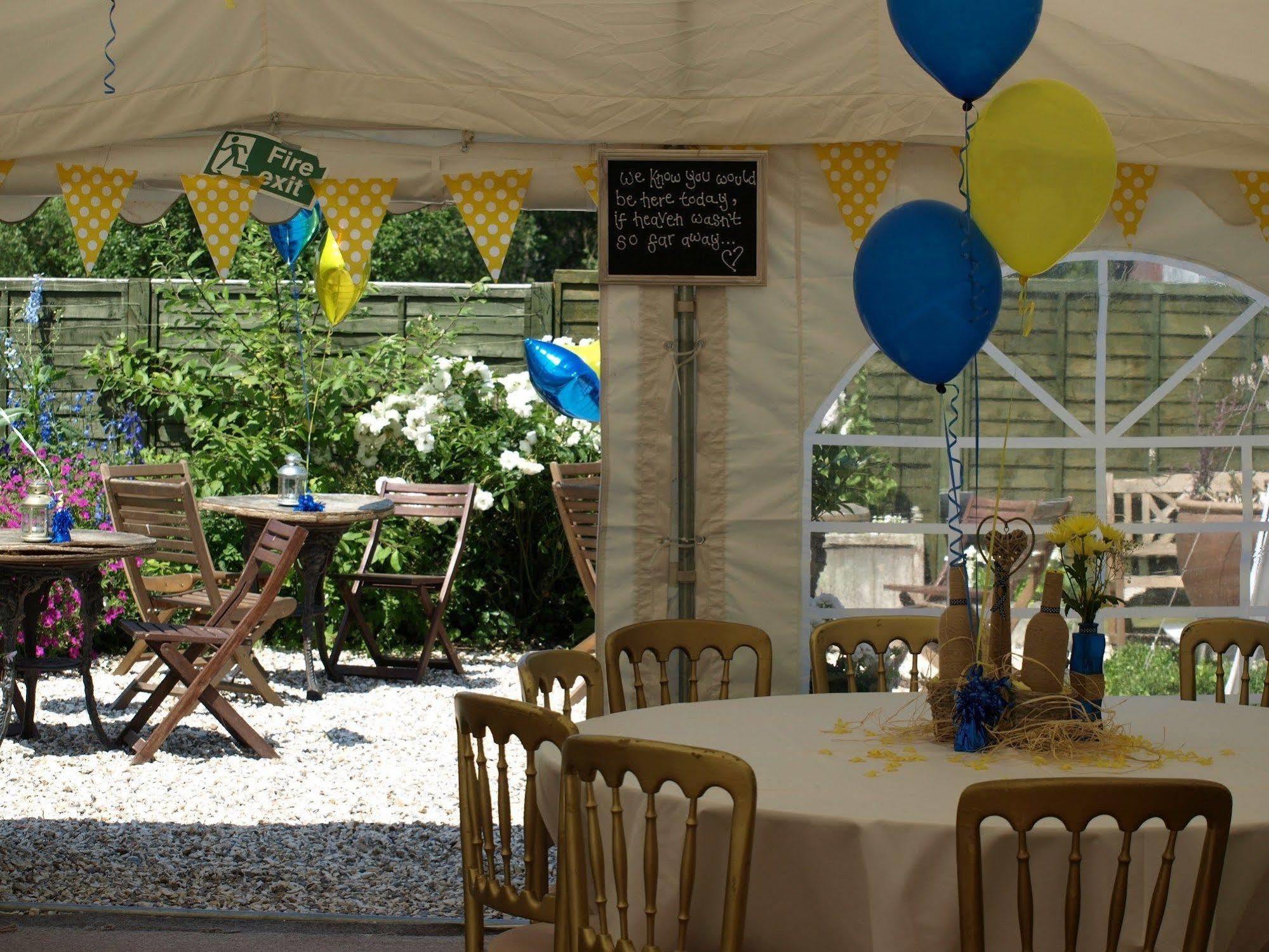 The Bower Inn 브리지워터 외부 사진 Marquee at the 2011 Festival